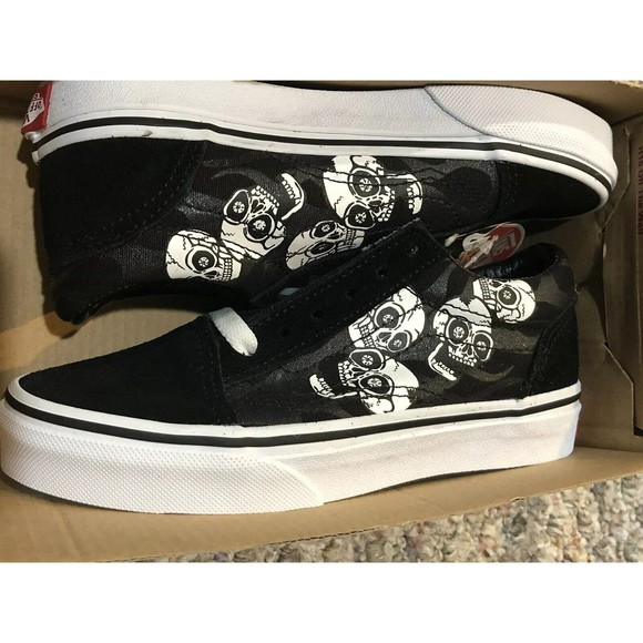 Vans Old Skool (Glossy Flame) Skulls Kids Skate Shoes Sneakers New Size 13 Black - Picture 11 of 11